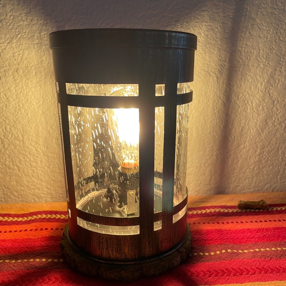 Wax warmer